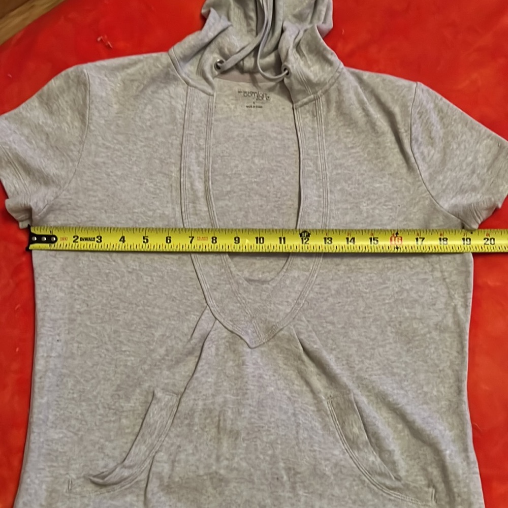 NY&Co Gray short sleeve hooded sweatshirt w/ a extended pocket & low V neck. - Picture 11 of 12